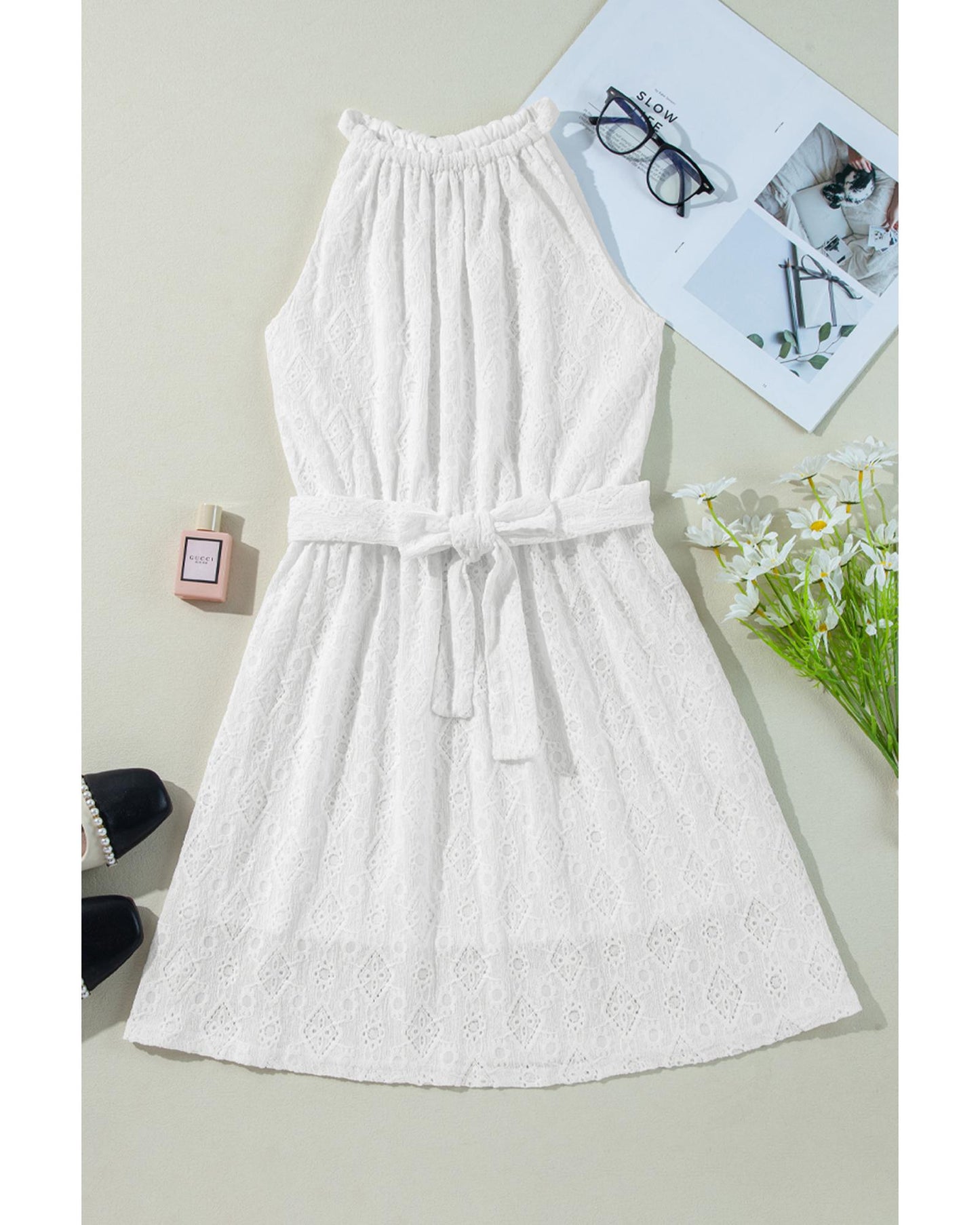 White Lace Sleeveless Knot Hollow Out Back Tied Waist Mini Dress - L